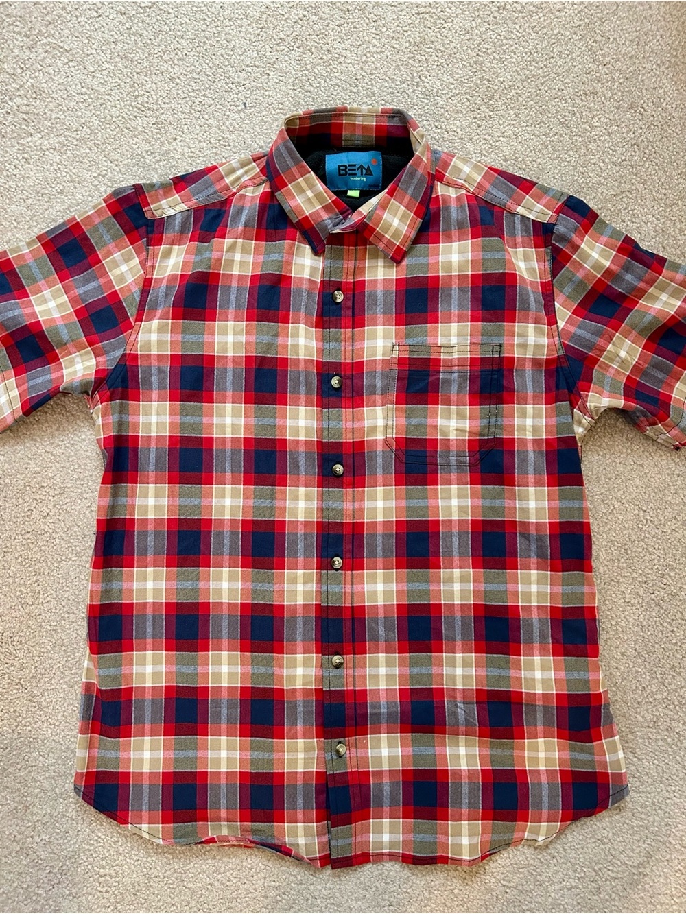 Men’s Size Medium Beta Venturing Button Up Plaid Flannel Shirt